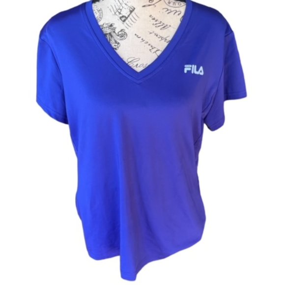 Fila - Picture 1 of 3